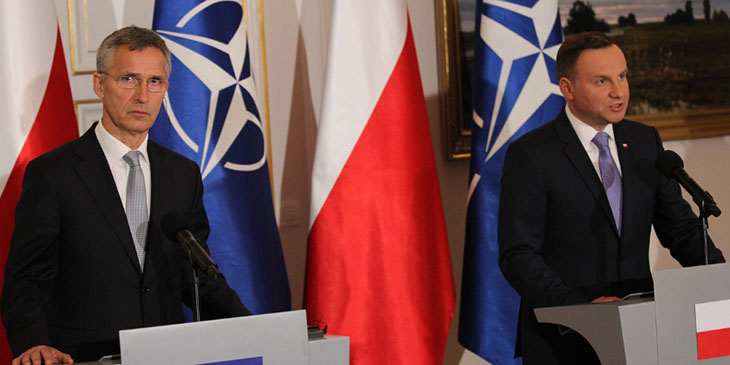 Jens Stoltenberg, sekretarz generalny NATO i Andrzej Duda, prezydent RP na wspólnej konferencji prasowej w Belwederze, 7 lipca 2016 r.