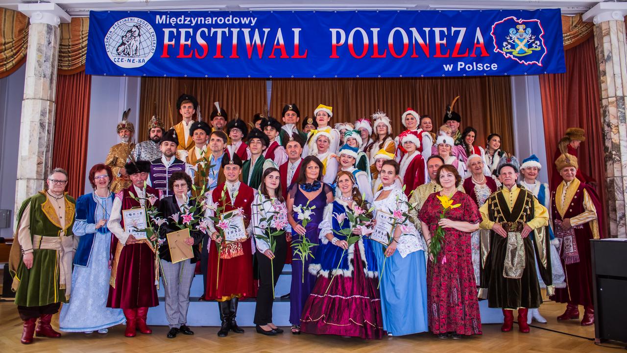 Międzynarodowy FESTIWAL POLONEZA w Polsce